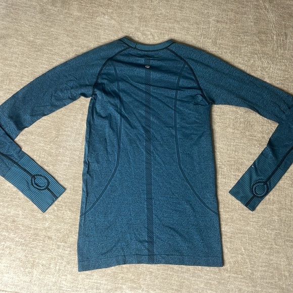 Blue LuluLemon Long Sleeve - Picture 2 of 2